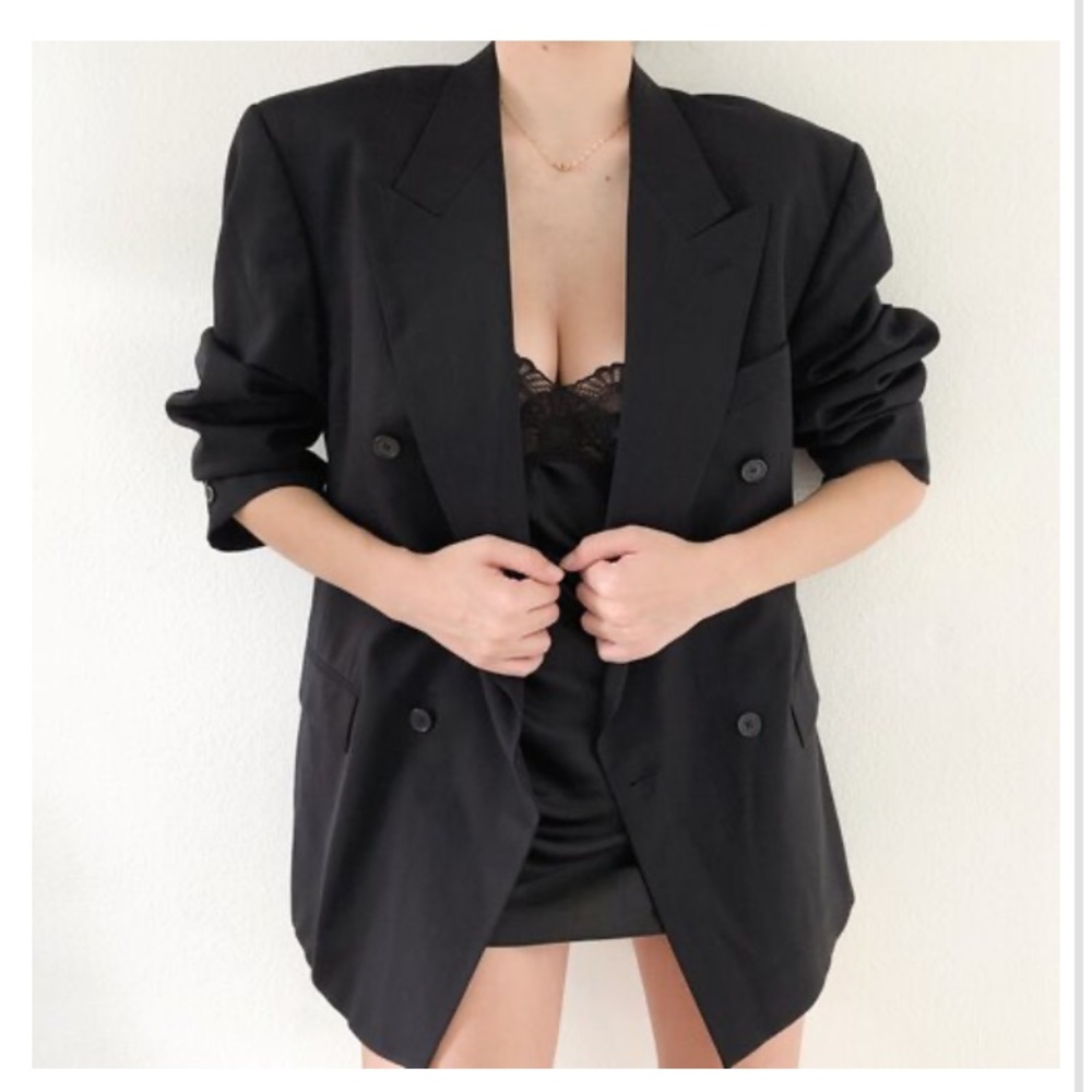 rare black givenchy blazer from sororité vintage